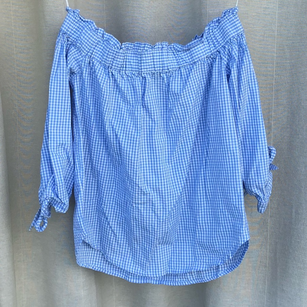Off-the-shoulder blouse
